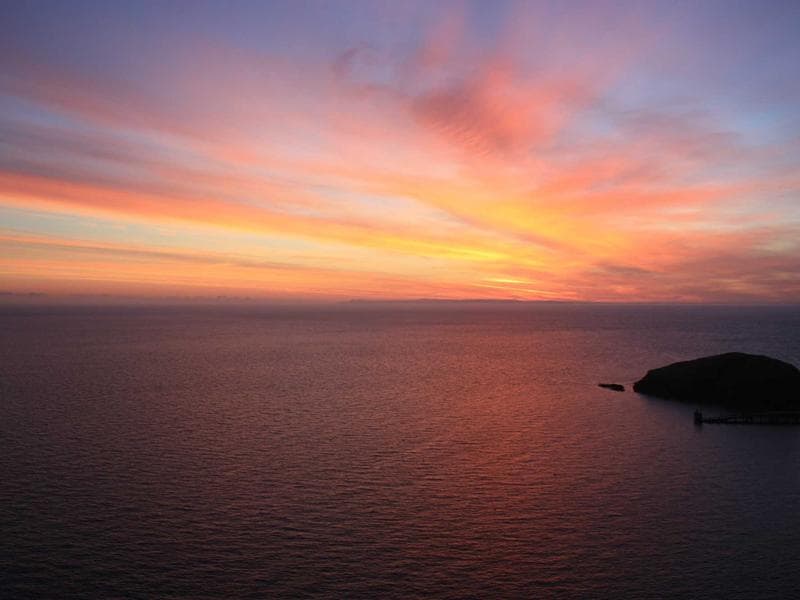 Renovated Flat 4th Floor - Thumbnail 2