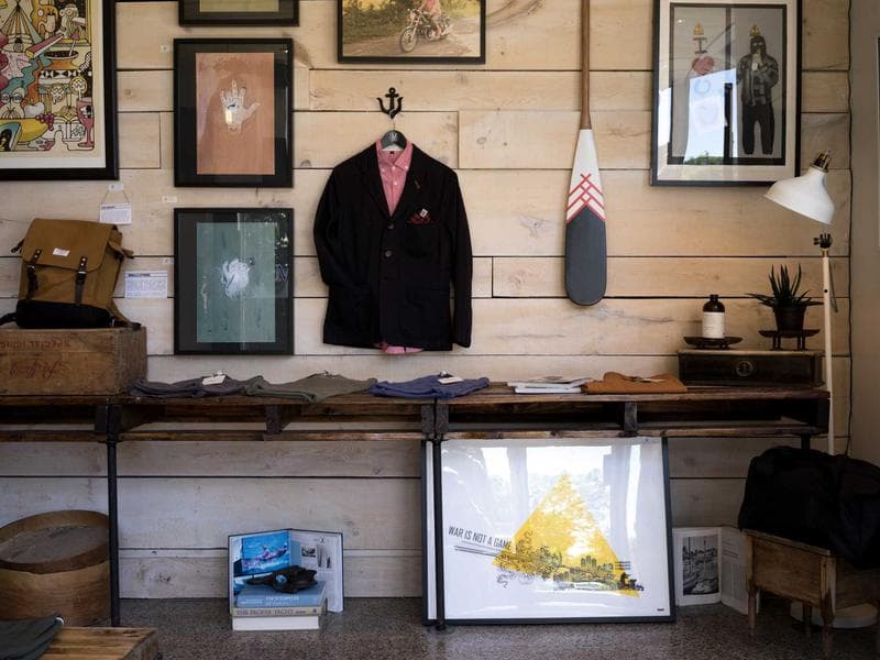 Toyota Corolla Hybrid 2021 - Thumbnail 3